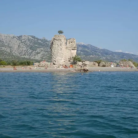 In Starigrad-paklenica 34822 Apartament