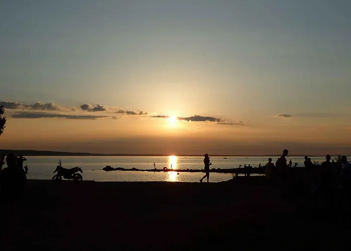 In Starigrad-paklenica 34822