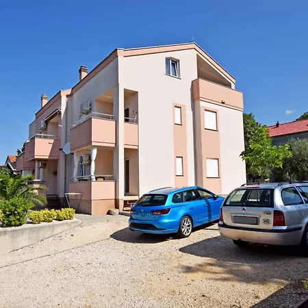 公寓 In Starigrad-paklenica 34822 斯塔利格拉德-帕克利尼卡