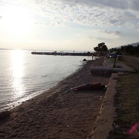 In Starigrad-paklenica 34822 *