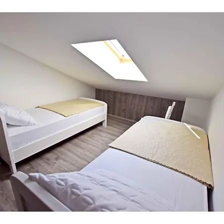 In Starigrad-paklenica 34822 斯塔利格拉德-帕克利尼卡